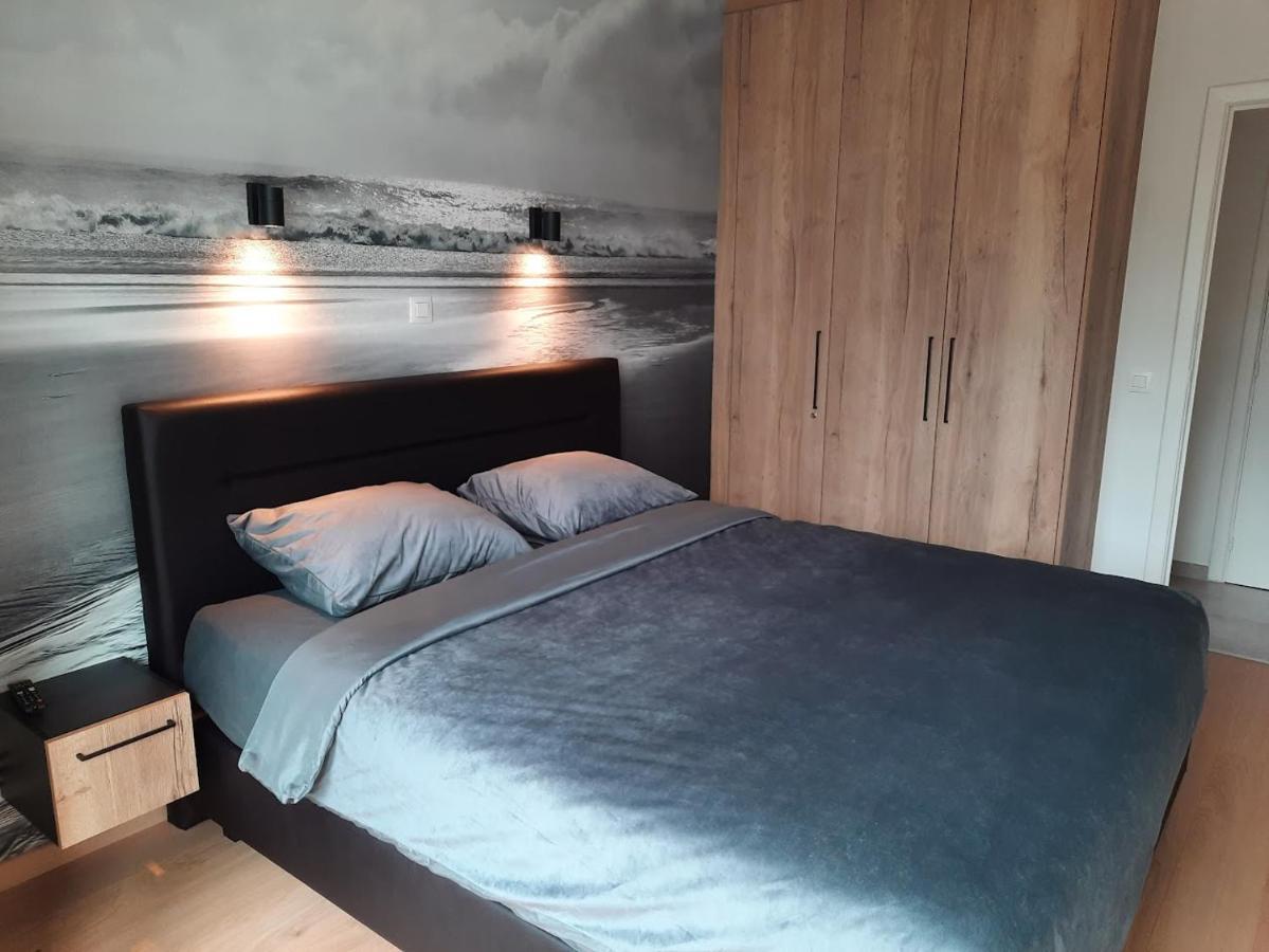 Lichtrijk En Comfortabel Hoekappartement Met Gratis Parking En Zeer Centraal Gelegen - Comme Chez Soi Ostende Exterior foto