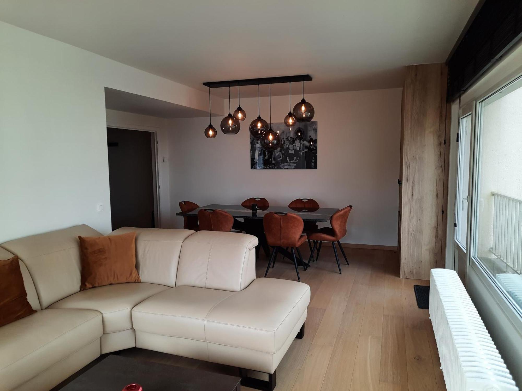 Lichtrijk En Comfortabel Hoekappartement Met Gratis Parking En Zeer Centraal Gelegen - Comme Chez Soi Ostende Exterior foto